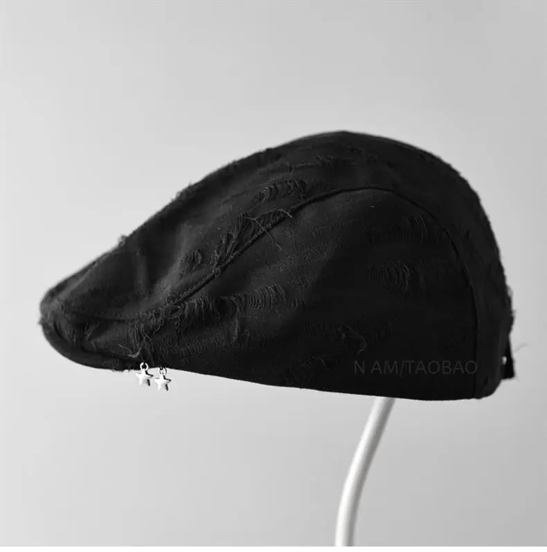Black Japanese Retro Duck Tonge Hat for Women — feature 2