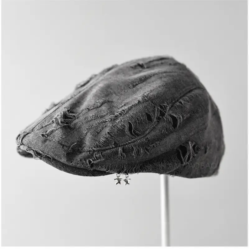 Black Japanese Retro Duck Tonge Hat for Women