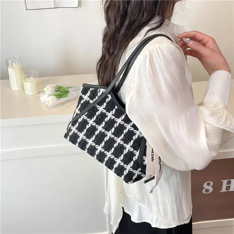 New Women's Black Checkered Shoulder Bag Small Tote