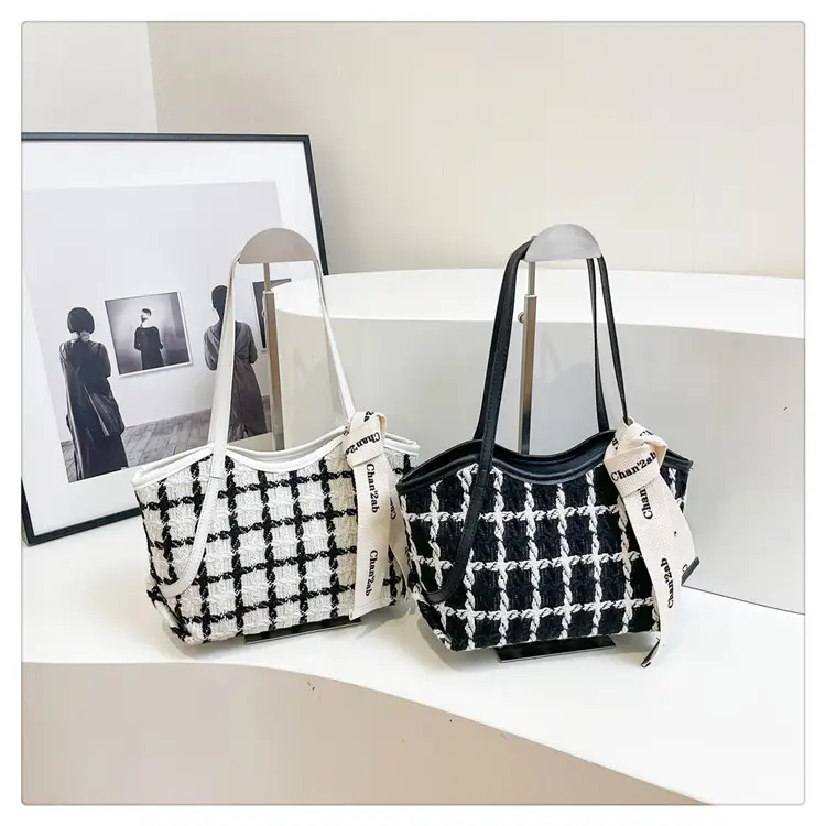 New Women's Black Checkered Shoulder Bag Small Tote — feature 19