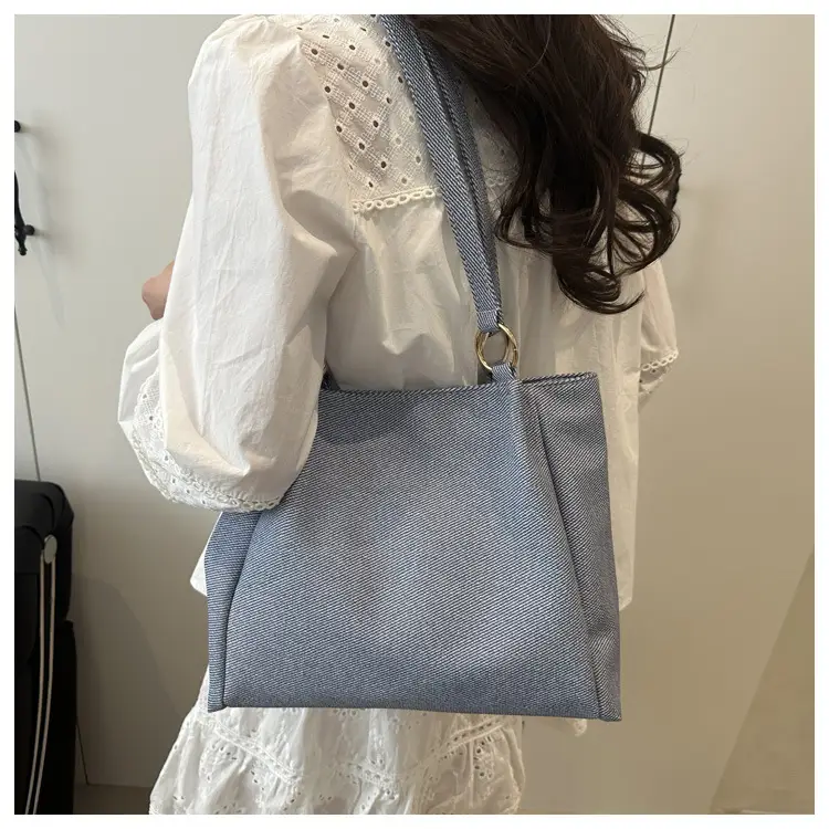Women Beige Textured Shoulder Bag Large Capacity 2025 — feature 12