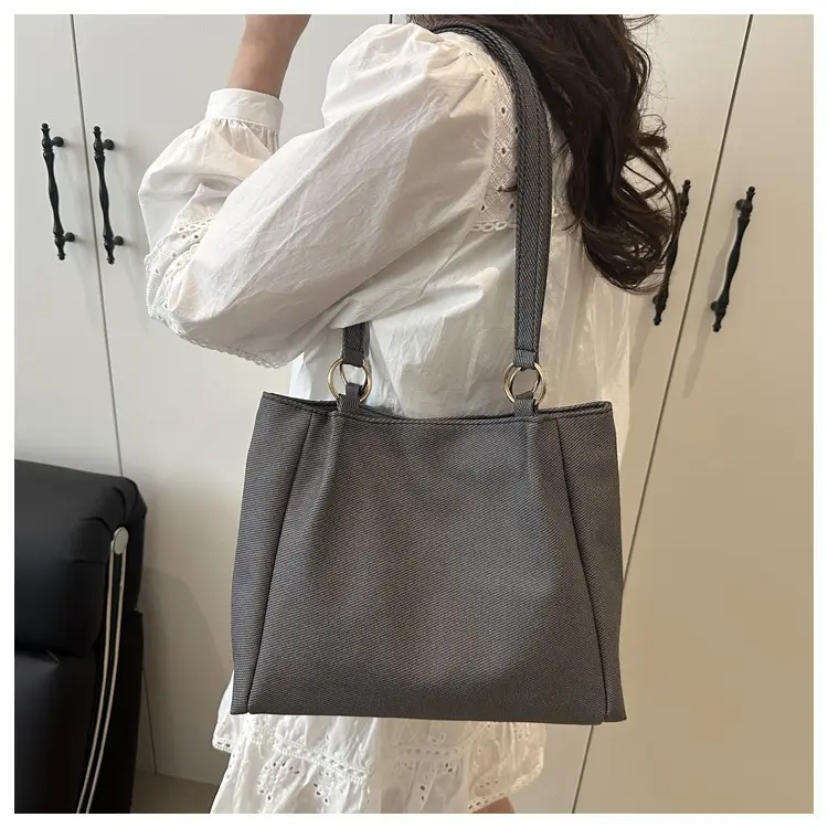 Women Beige Textured Shoulder Bag Large Capacity 2025 — feature 15