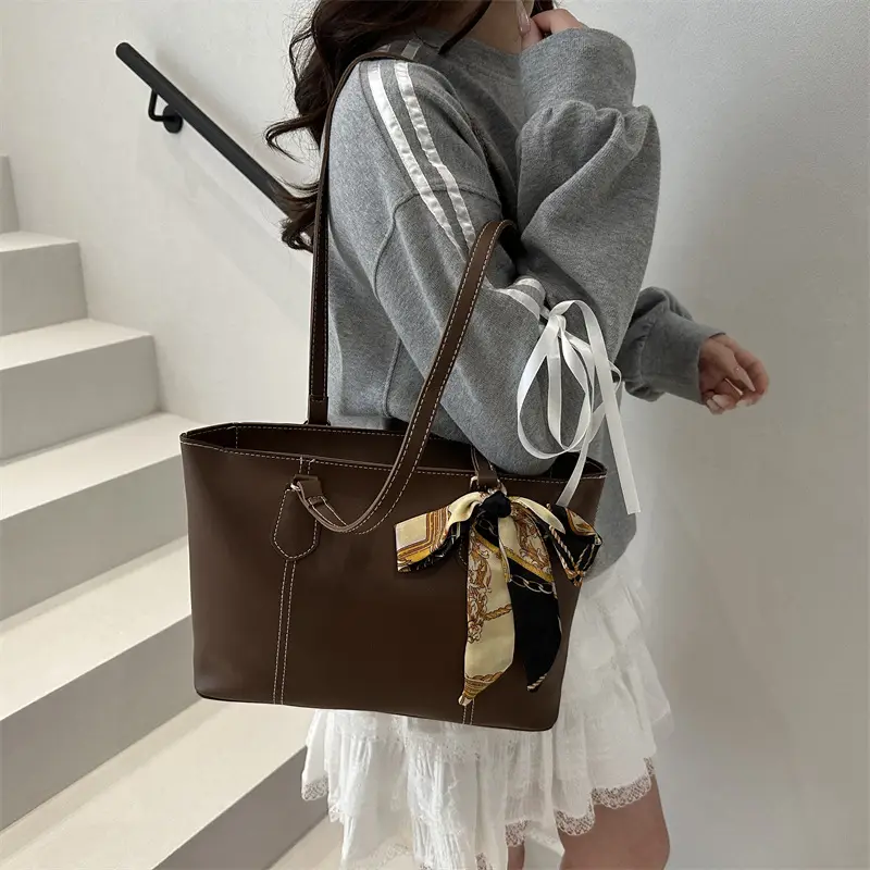 Tote Bag Beige Leather Large Capacity Fashion European American - Image 3