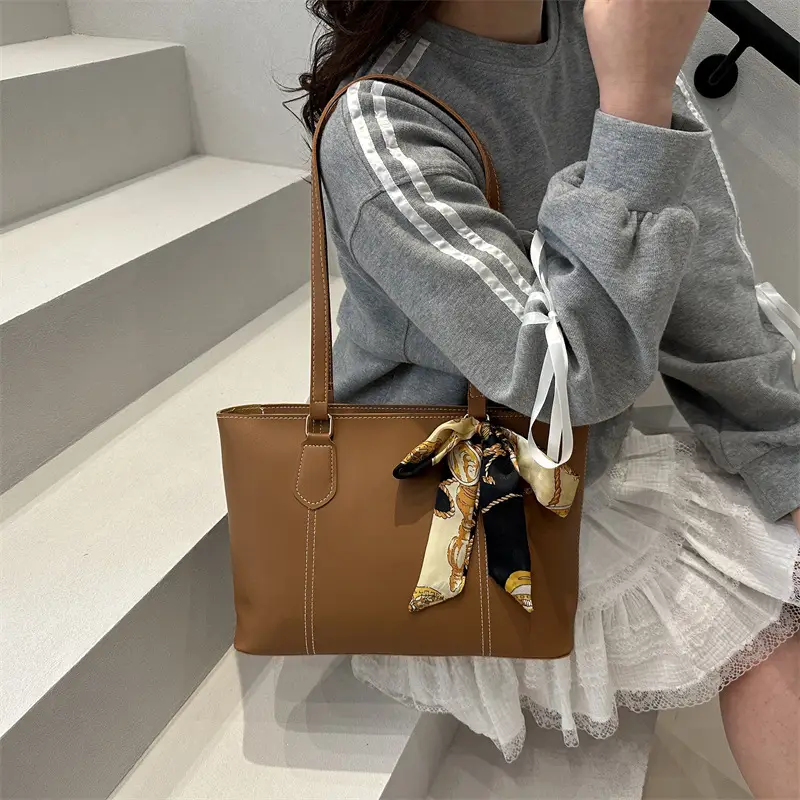 Tote Bag Beige Leather Large Capacity Fashion European American - Image 4