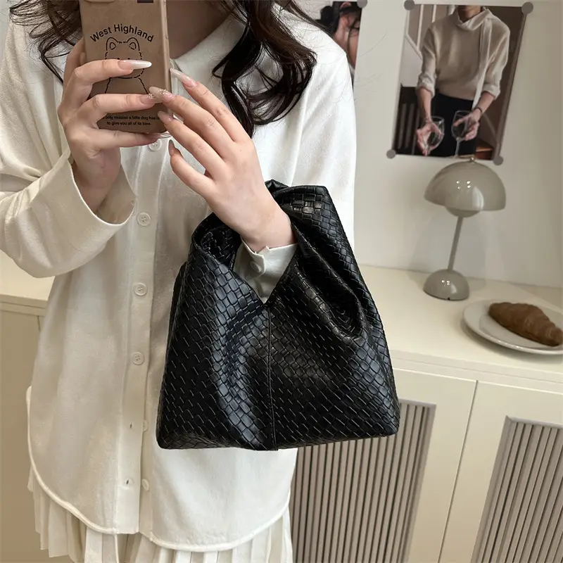 White Woven Shoulder Bag Large Capacity Soft Leather - Image 7