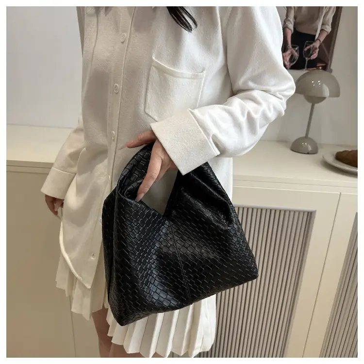 White Woven Shoulder Bag Large Capacity Soft Leather — feature 15