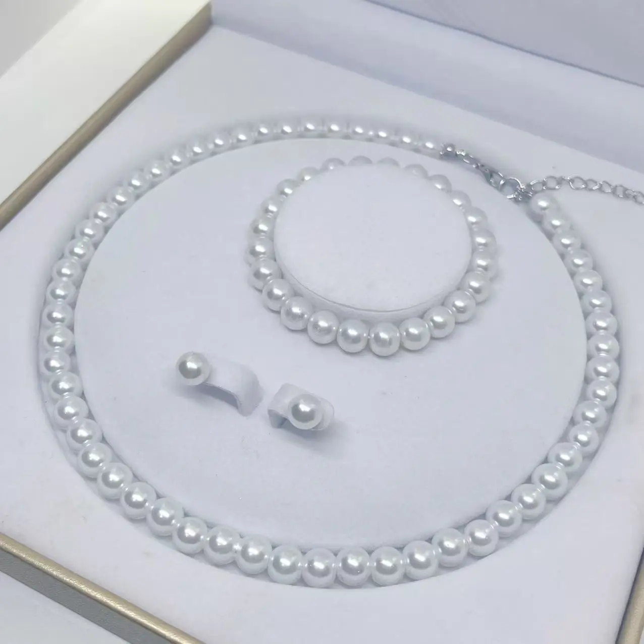 Mother's Day Pearl Necklace Set with Bracelet & Earrings - Image 4