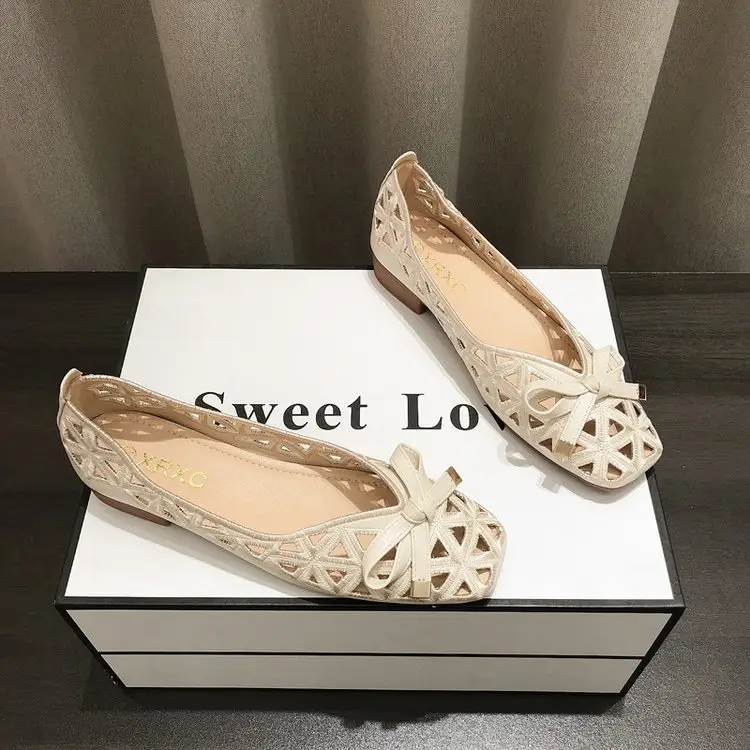 Spring and summer new soft bottom soft surface shallow mouth square head popular women's shoes all-match baotou one pedal low heel hole sandals women - Image 2