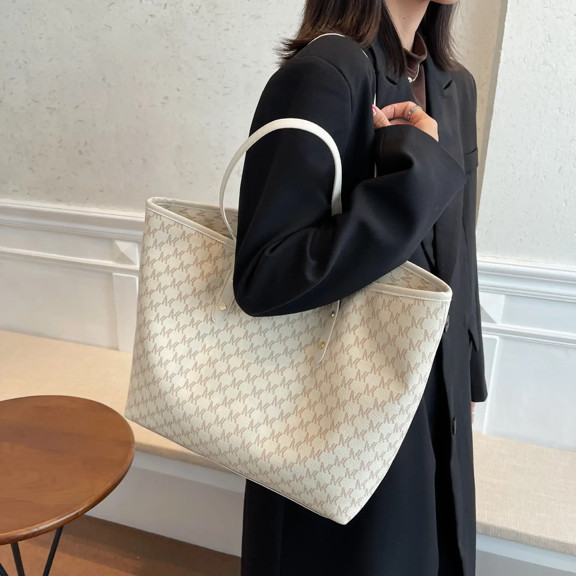 Retro Cross-Brand Women's Large Tote Bag Brown Brown Leather Handle — feature 13