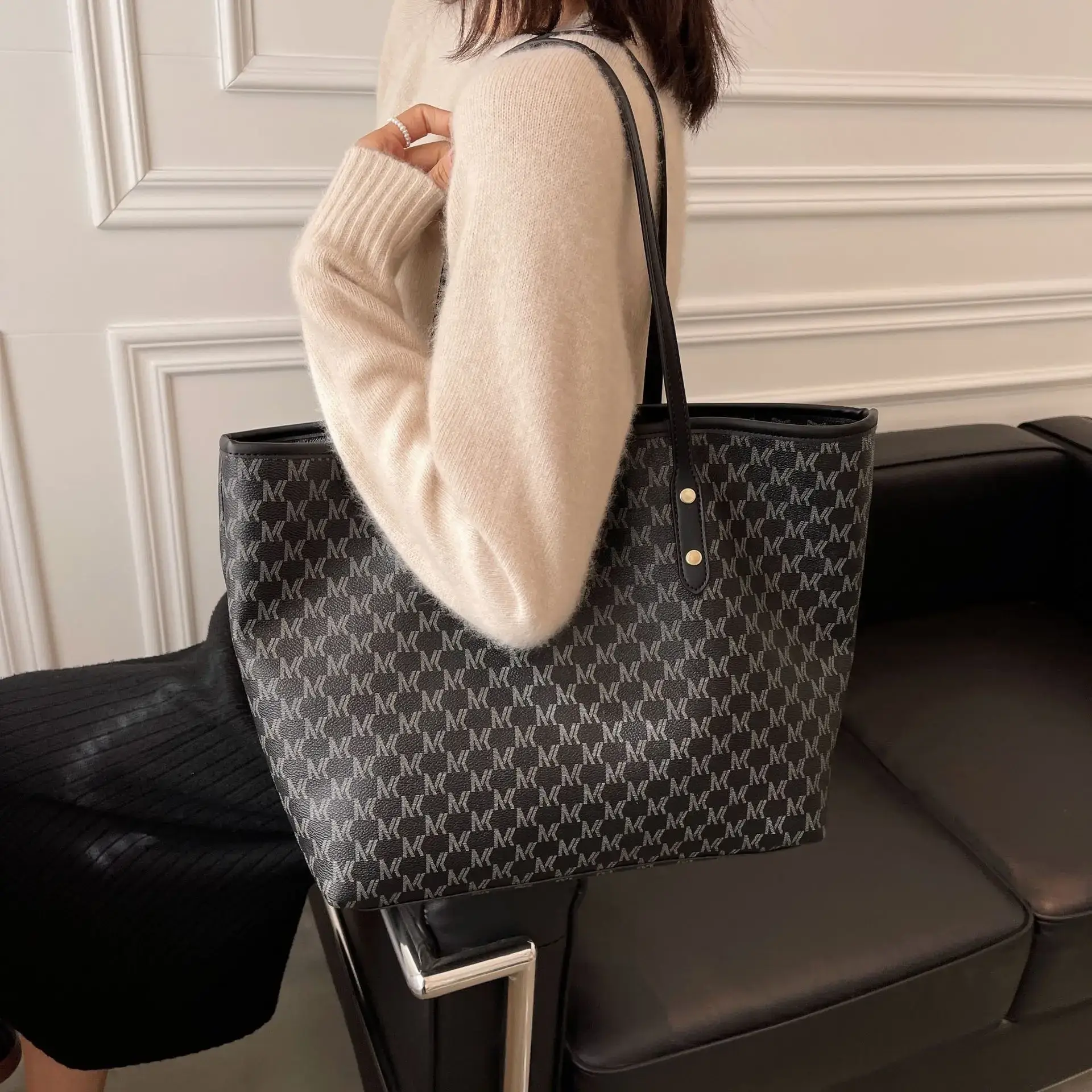 Retro Cross-Brand Women's Large Tote Bag Brown Brown Leather Handle — feature 8