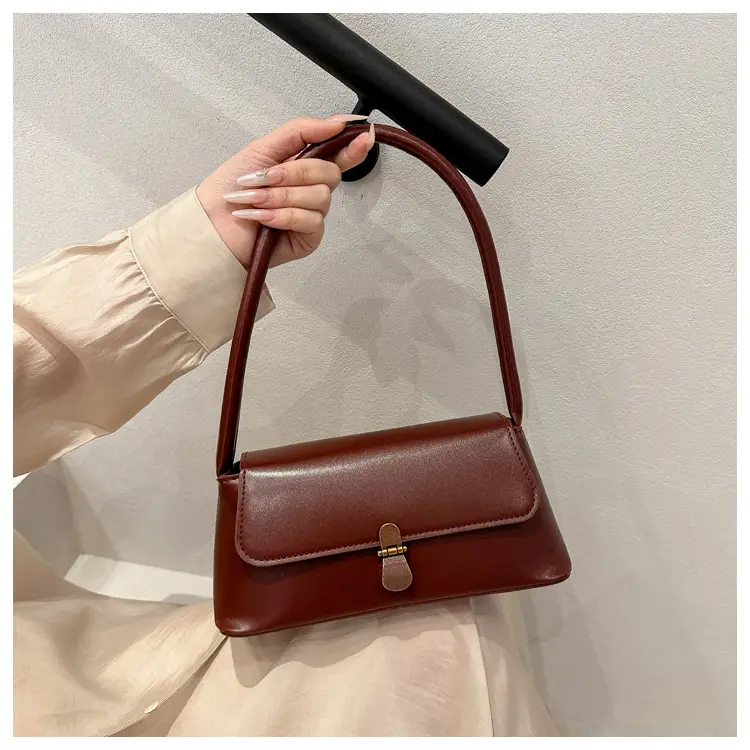 Women's Vintage Niche Leather Shoulder Bag Beige 2025 — feature 11