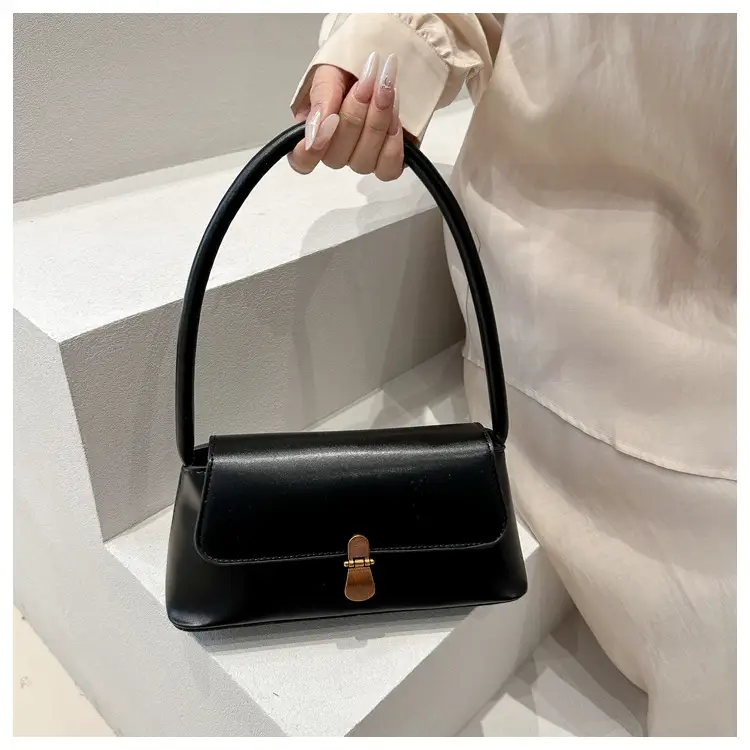 Women's Vintage Niche Leather Shoulder Bag Beige 2025 — feature 13