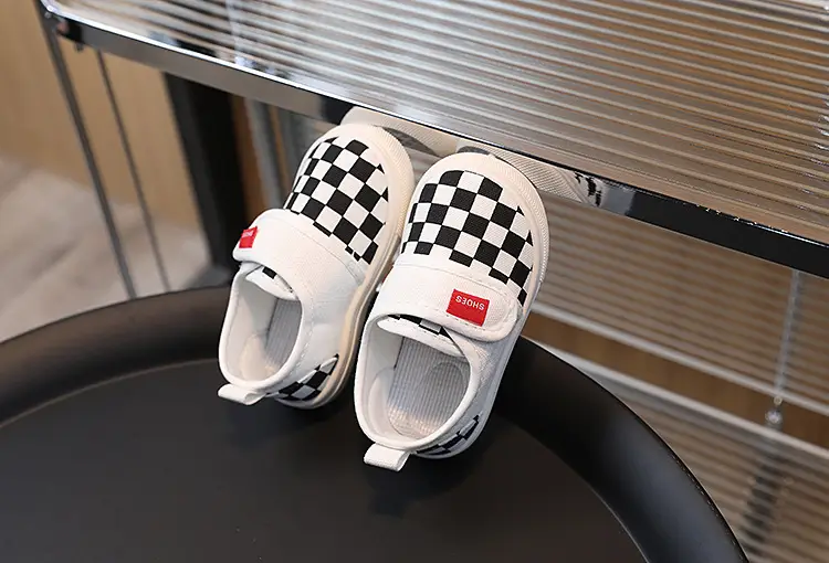 Children's Super Fire Canvas Shoes White Black Slip On — feature 11