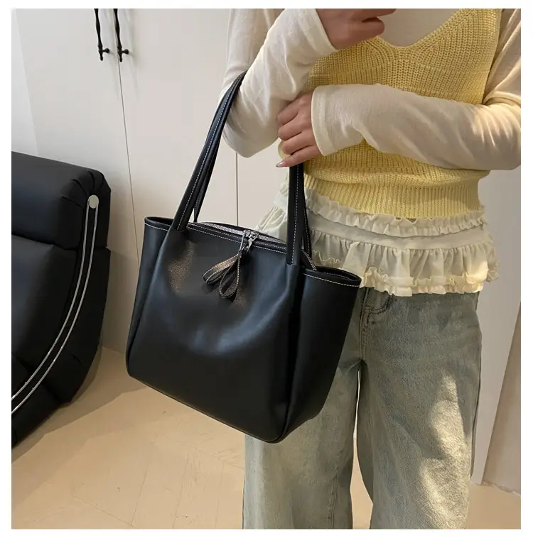 Black Leather Crossbody Bag with Logo Print — feature 6
