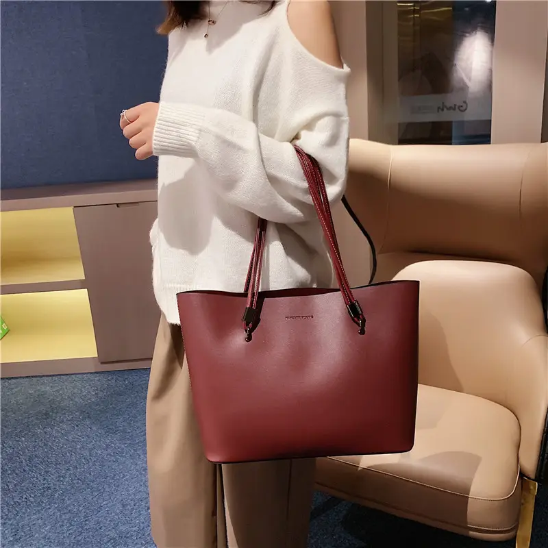 Women European American Retro Tote Bag Large Capacity Stiff Leather - Image 5