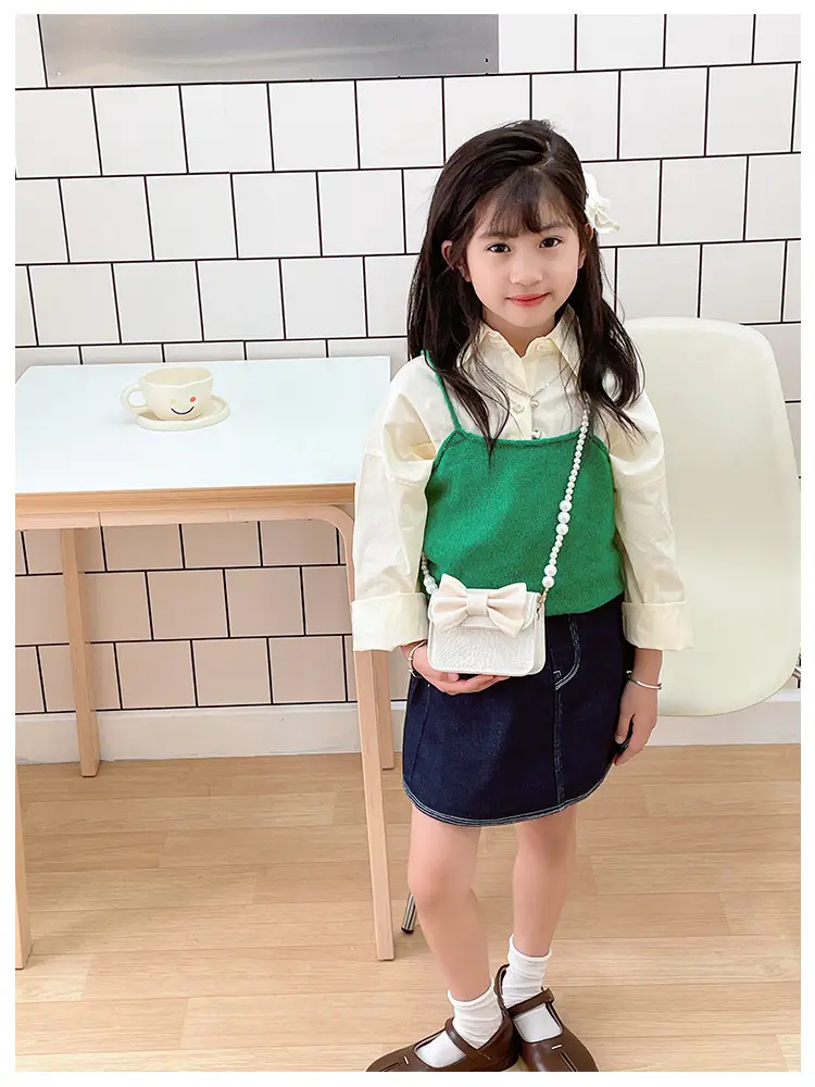 Girls Bow Crossbody Bag Green White Pearl Chain Shoulder Crossbody — feature 8