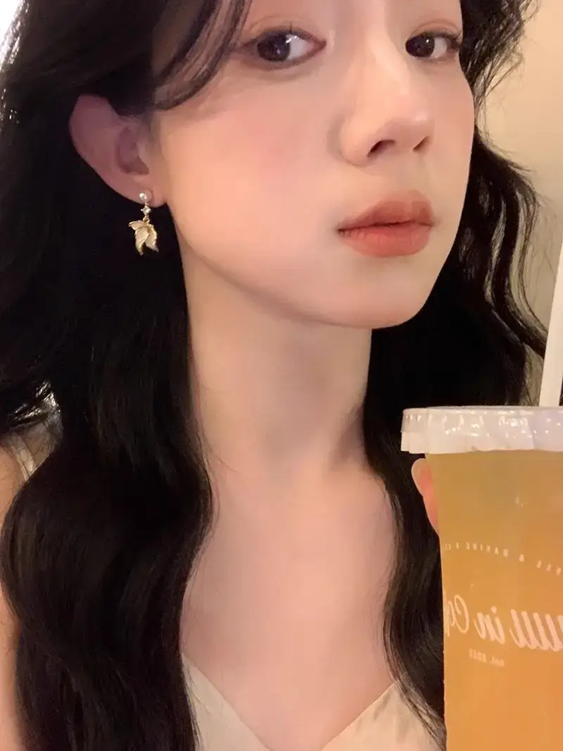 Pearl Fish Tail Tassel Earrings Women's 2025 New Style — feature 6