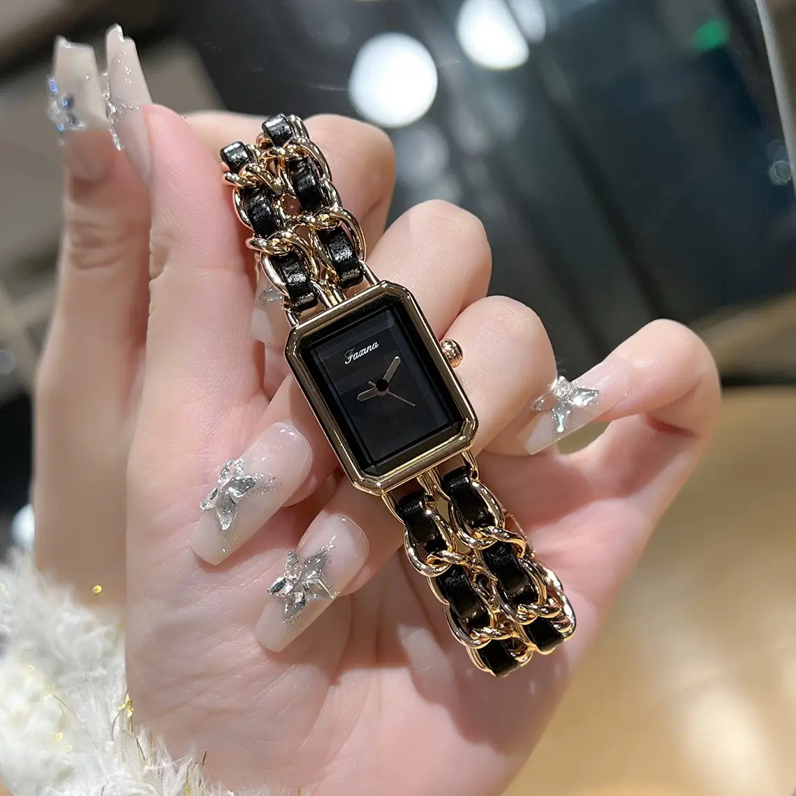 Gold Square Watch for Women Waterproof Cross-border - Image 4