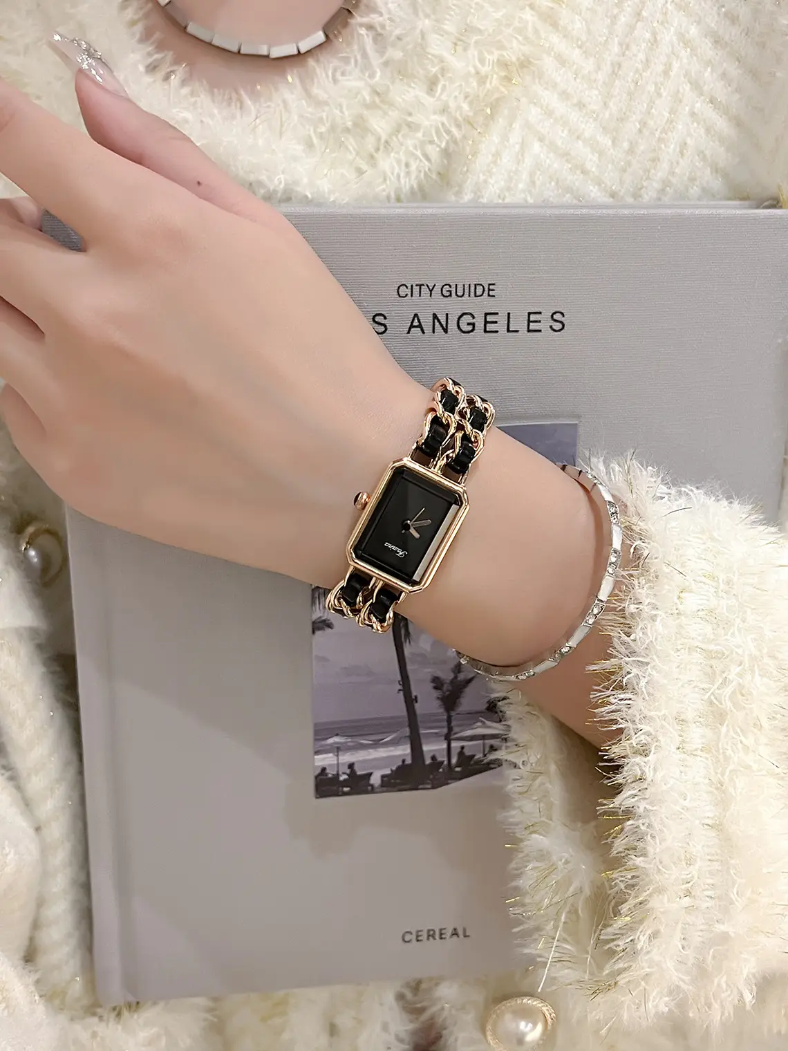 Gold Square Watch for Women Waterproof Cross-border — feature 8
