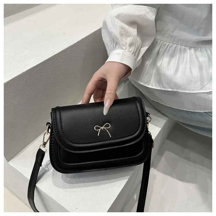 White Bow Crossbody Bag for Women 2025 — feature 11