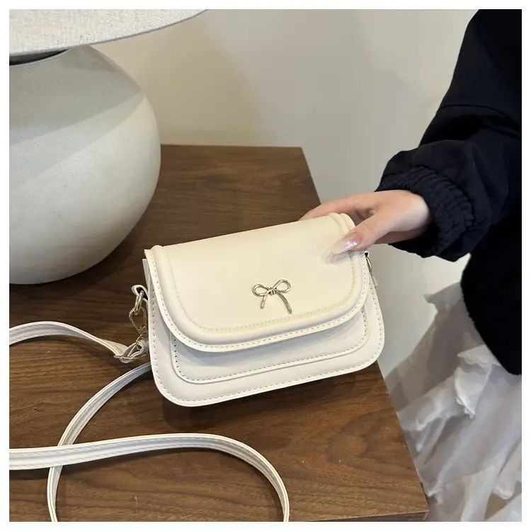 White Bow Crossbody Bag for Women 2025 — feature 18