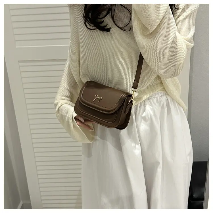 White Bow Crossbody Bag for Women 2025 — feature 7