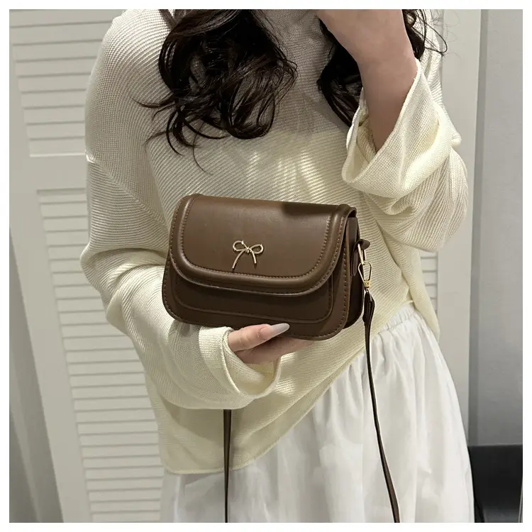 White Bow Crossbody Bag for Women 2025 — feature 9