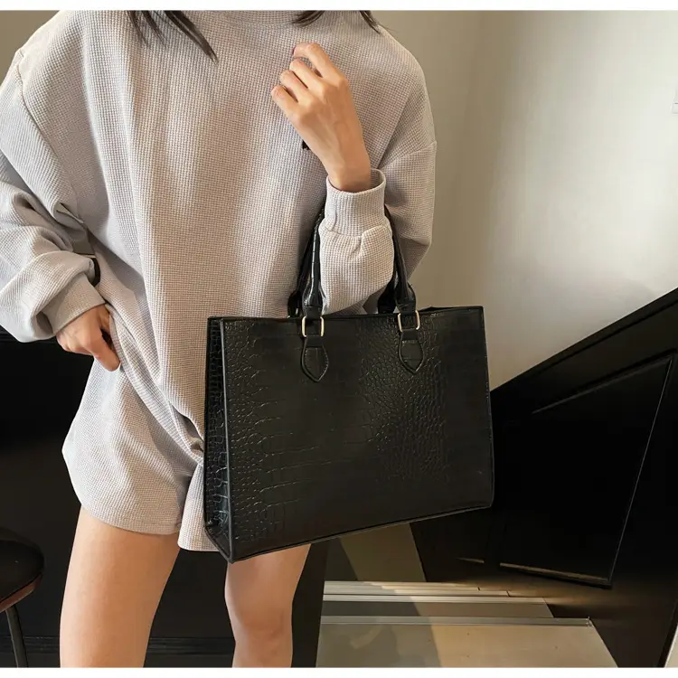 2025 Brown Crocodile Texture Shoulder Bag for Women — feature 18