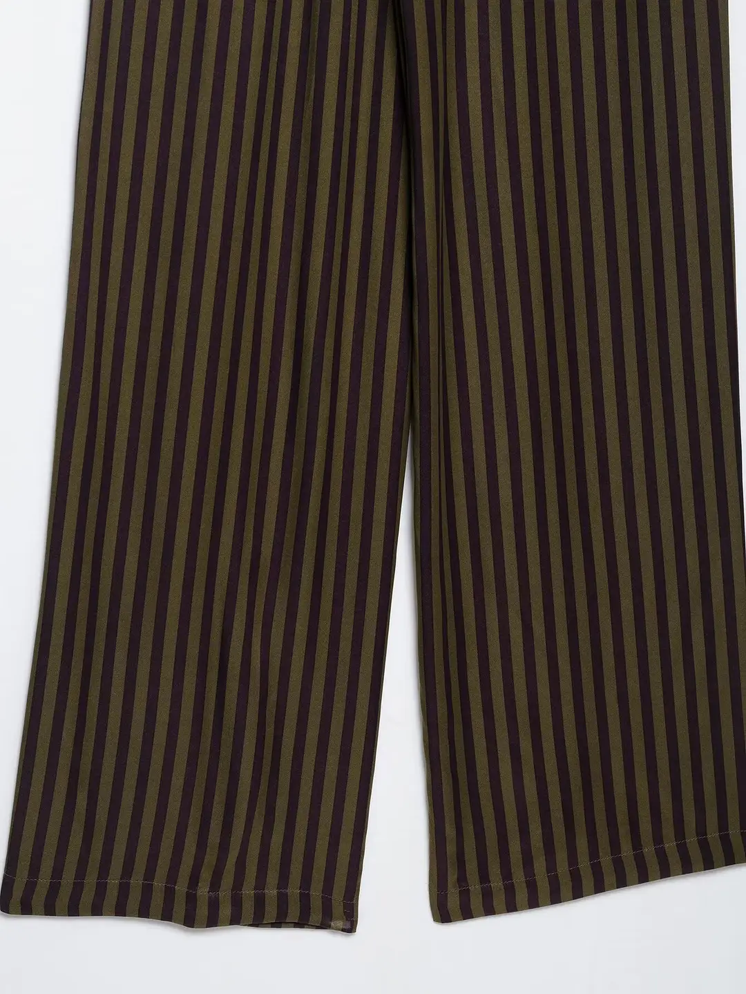 Europe and the United States foreign trade wholesale 2025 summer new women's striped silk satin texture shirt pants suit women — feature 24