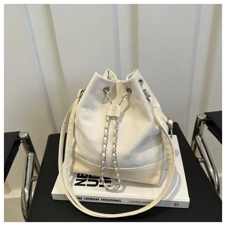 Pink Chain Zip Shoulder Bag for Women 2024 - Image 2