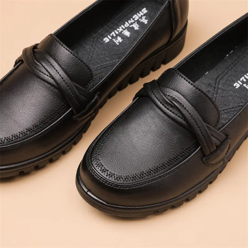Genuine Leather Women's Shoes Casual Women's Single Shoes Top Layer Cowhide Non-slip Soft-soled Leather Shoes Middle-aged and Elderly Flat Shoes Leather Shoes for Mothers - Image 3