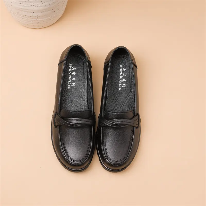 Genuine Leather Women's Shoes Casual Women's Single Shoes Top Layer Cowhide Non-slip Soft-soled Leather Shoes Middle-aged and Elderly Flat Shoes Leather Shoes for Mothers - Image 5