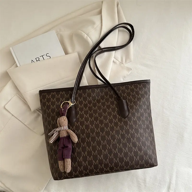 Women's 2025 Letter Textured Shoulder Bag Large Capacity - Image 6