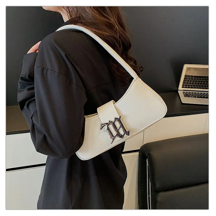 White Gold Logo Shoulder Bag for Women Spring 2025 — feature 18