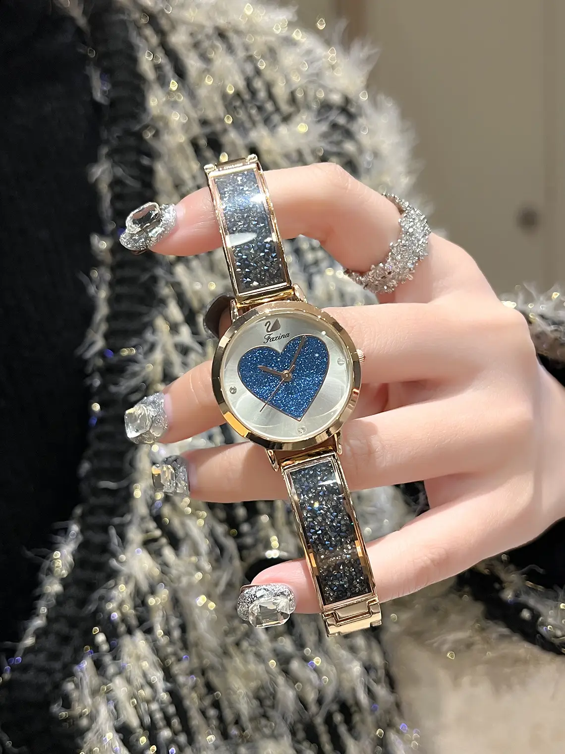 Gold Heart Watch for Women with Crystal Band — feature 11