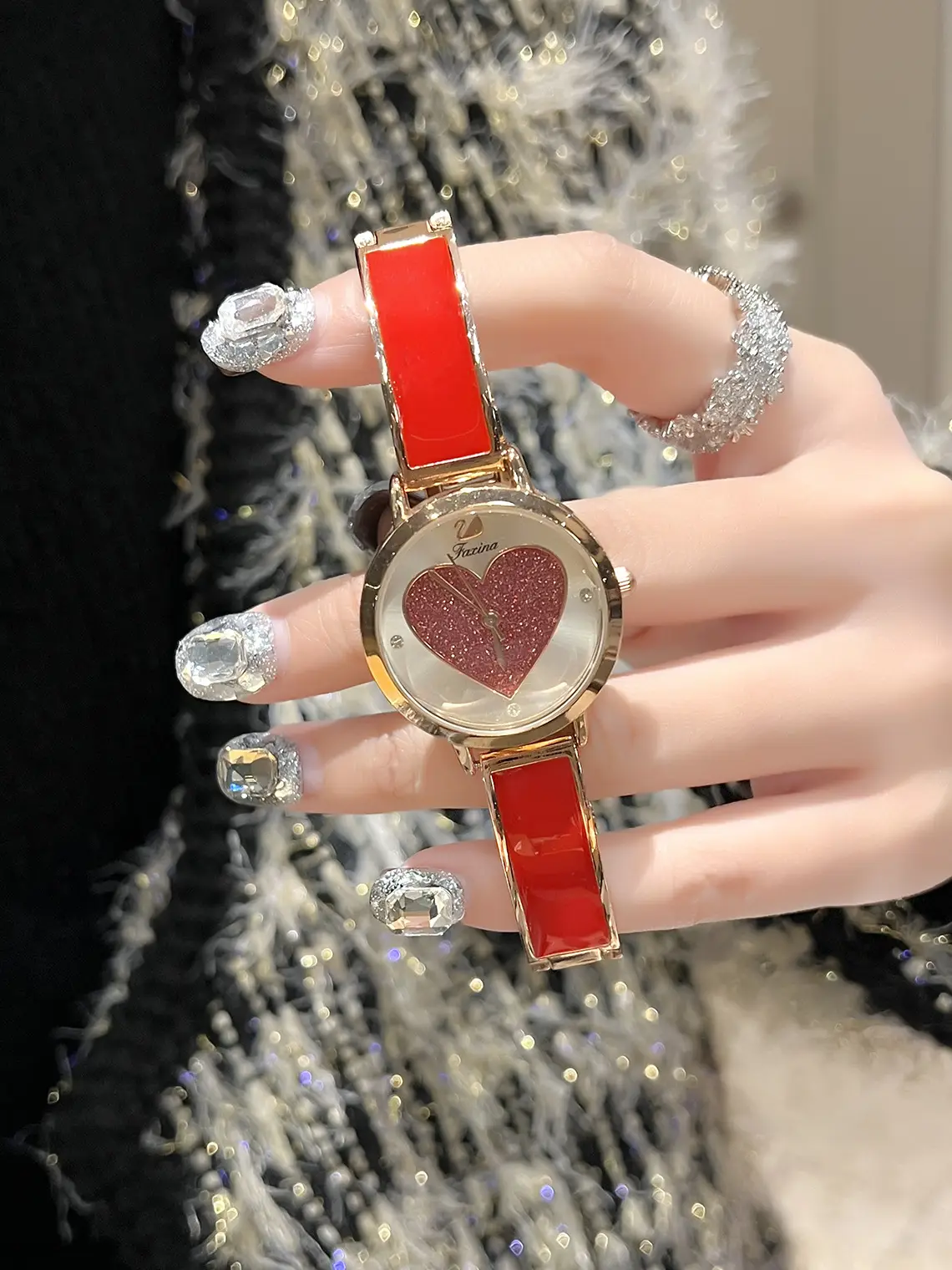 Gold Heart Watch for Women with Crystal Band — feature 12