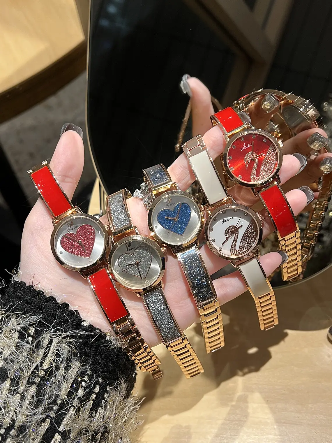 Gold Heart Watch for Women with Crystal Band — feature 2