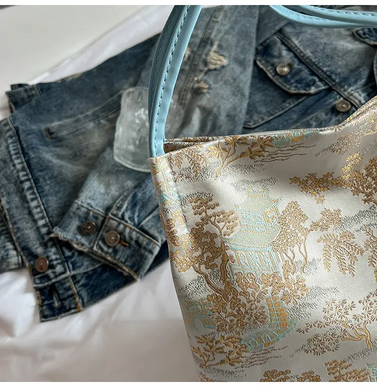 Golden Embroidered Shoulder Bag with Tassel for Women — feature 7