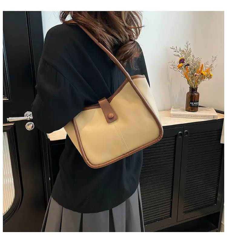 Women's 2025 Contrast Tote Bags Large Capacity Leather Goods — feature 10