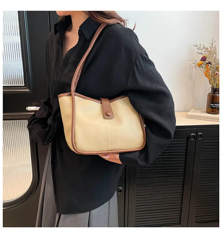 Women's 2025 Contrast Tote Bags Large Capacity Leather Goods — feature 11