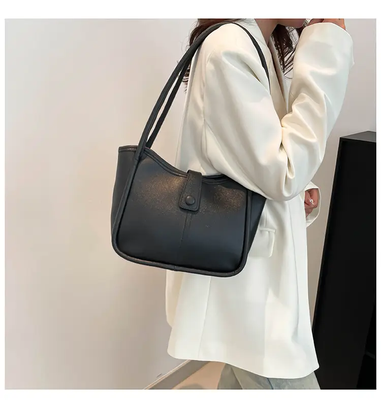 Women's 2025 Contrast Tote Bags Large Capacity Leather Goods — feature 19