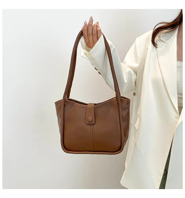 Women's 2025 Contrast Tote Bags Large Capacity Leather Goods — feature 23