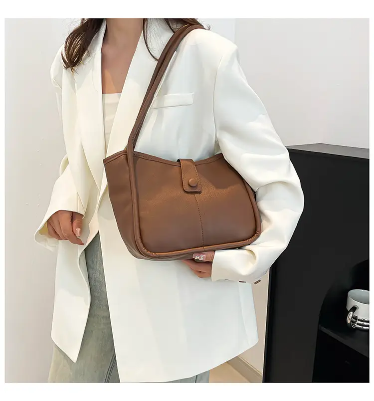 Women's 2025 Contrast Tote Bags Large Capacity Leather Goods — feature 27