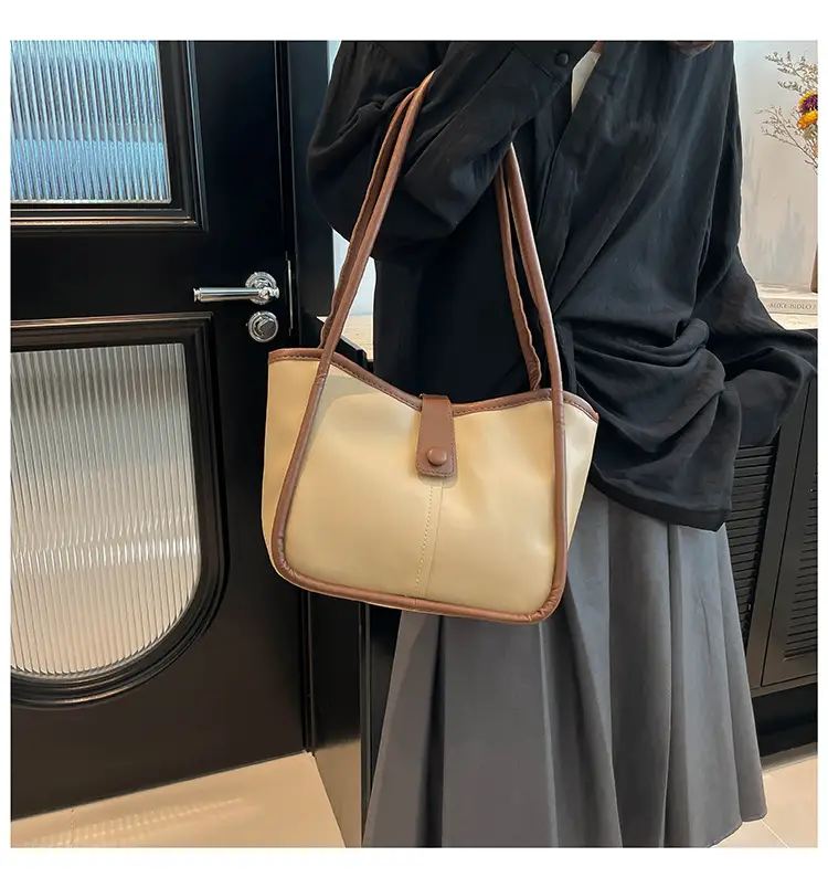 Women's 2025 Contrast Tote Bags Large Capacity Leather Goods — feature 8