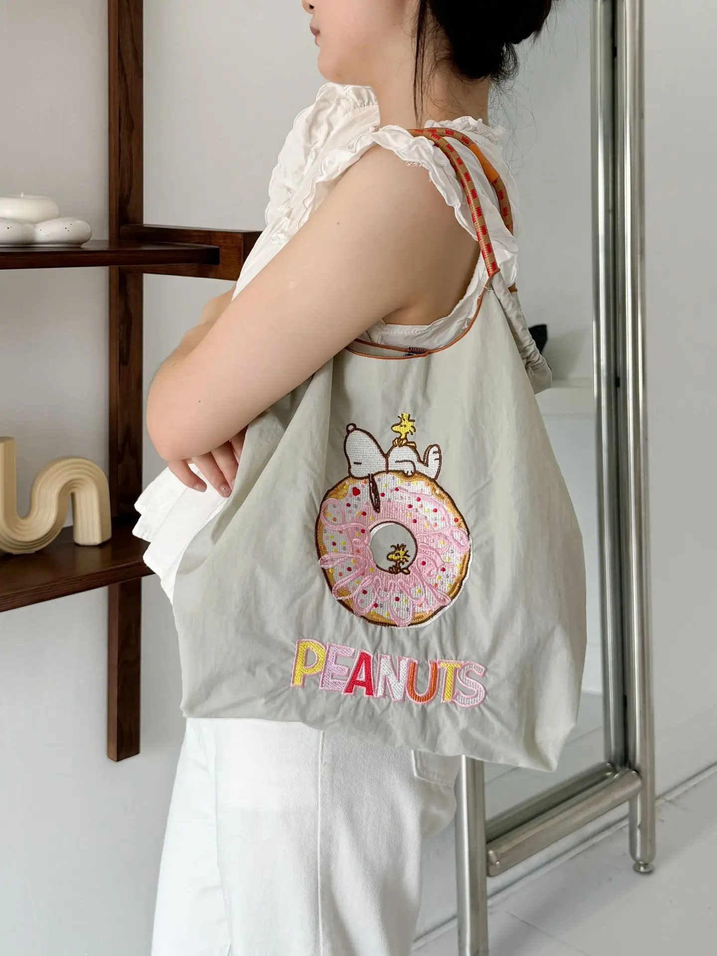 Chinese Embroidered Guofeng Women's Tan Handbag Set - Image 74