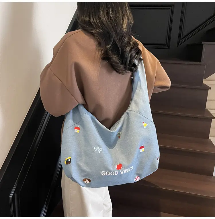 Retro Crossbody Bag Women Large Capacity Casual Shoulder Bag — feature 19