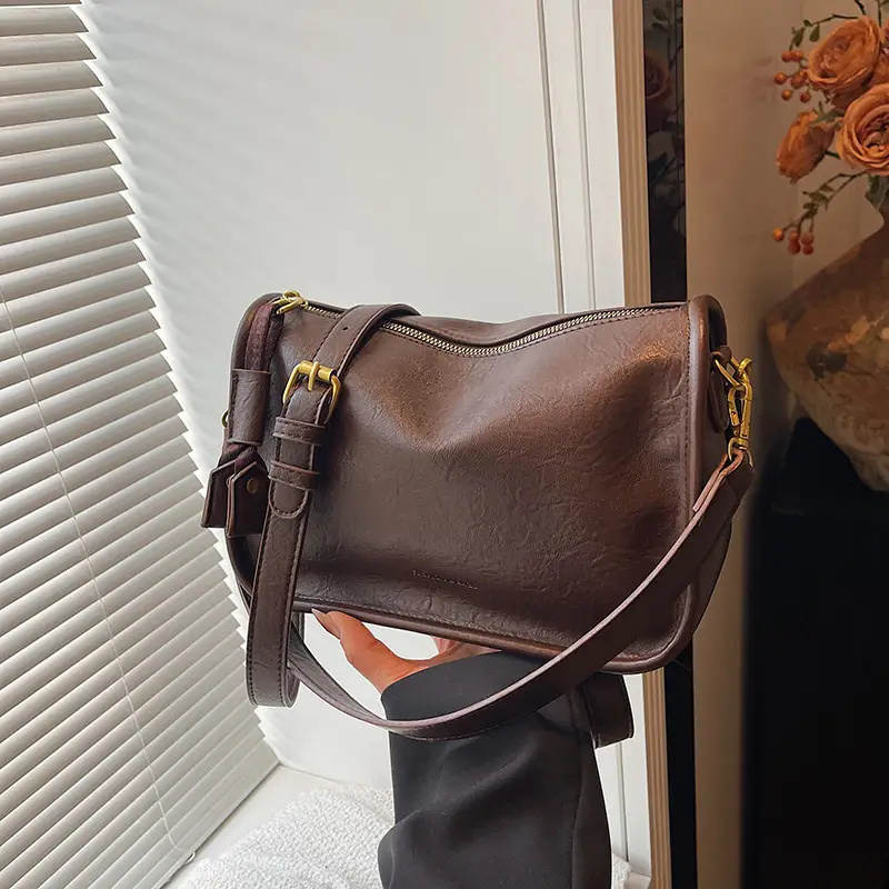 Black Retro Crossbody Bag Women Spring Summer 2025 - Image 3