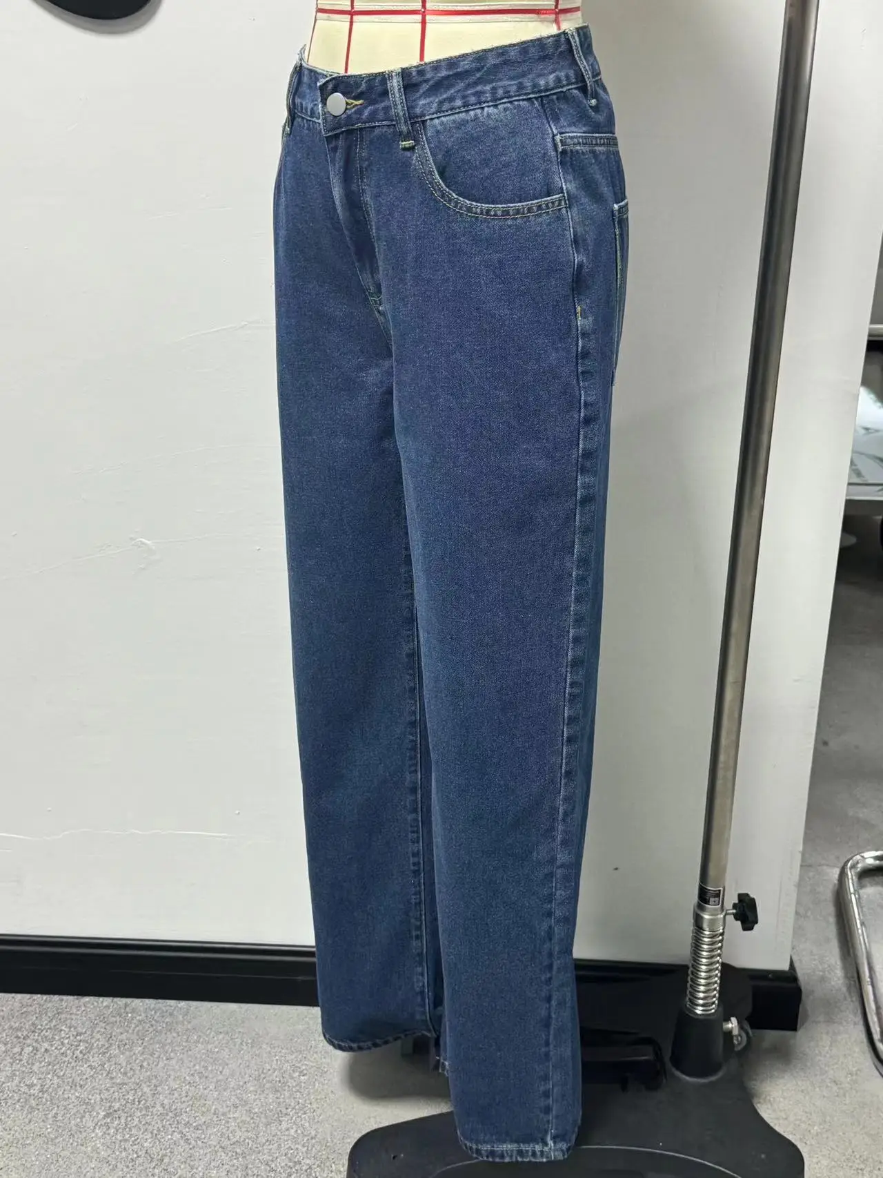Women's High-Waisted Dark Blue Jeans Slim Fit — feature 14