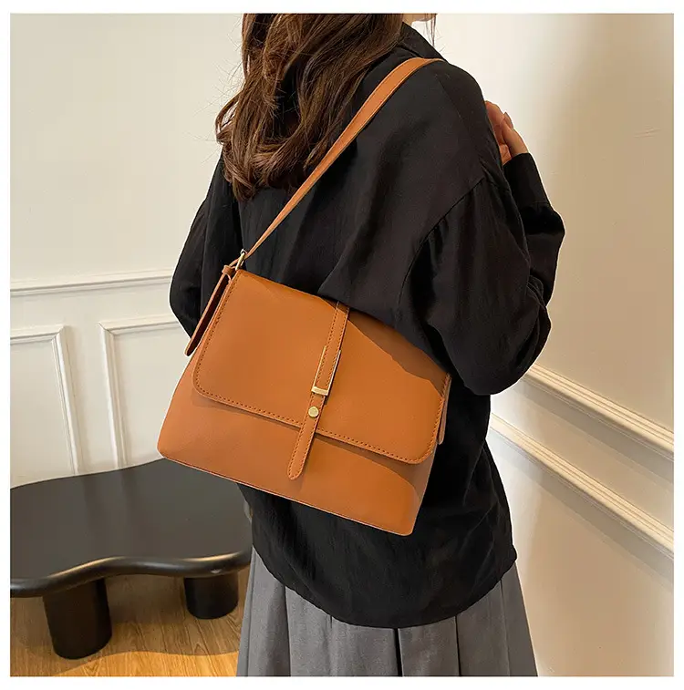 Women's Cream Crossbody Bag with Adjustable Strap — feature 14