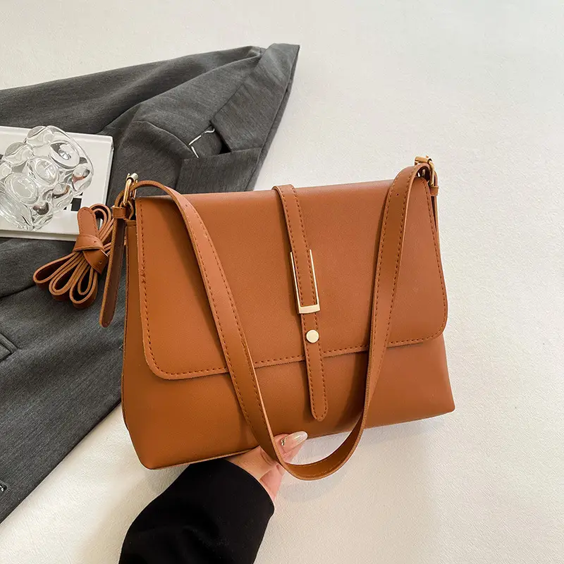 Women's Cream Crossbody Bag with Adjustable Strap - Image 4